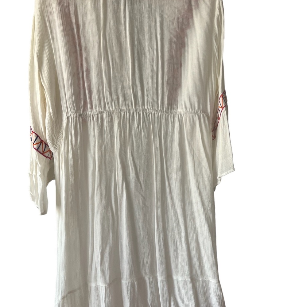 A. F. Fashion white gauze dress size large with some geometric decor. - Picture 2 of 13